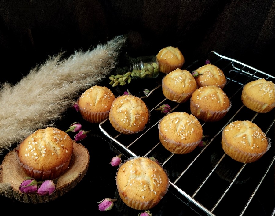 کیک یزدی ۲ ورق بزنید لطفاً ⬅️