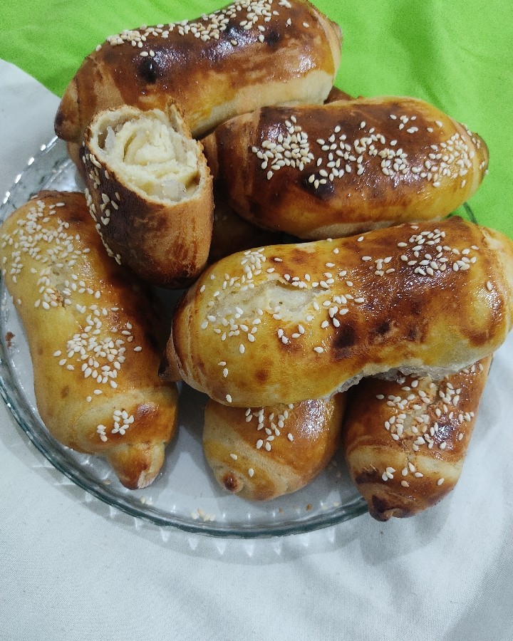نان شیرمال کرمدار