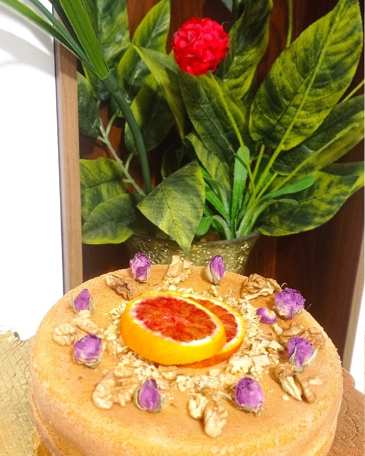 عکس کیک با طعم هل و پرتقال