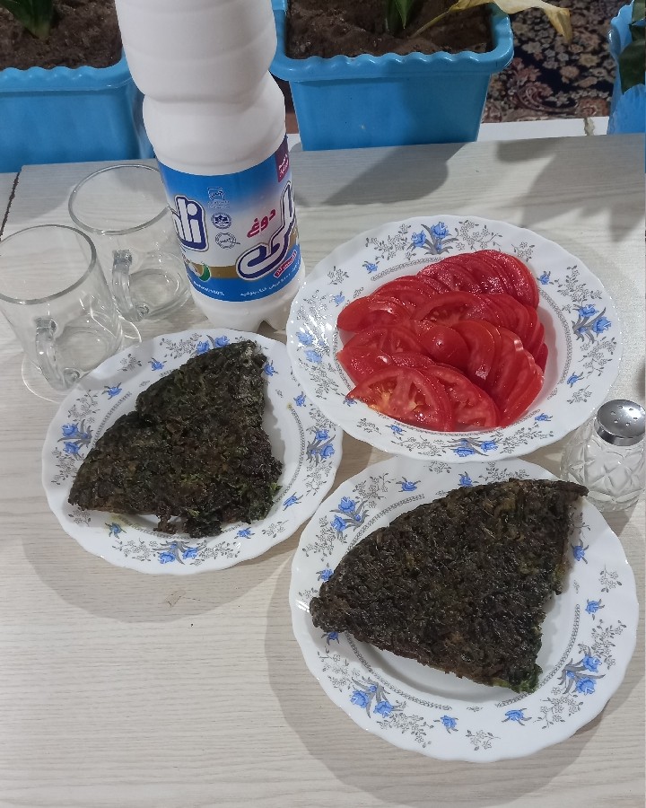 افطاری ساده ما کو کو سبزی خوشمزه