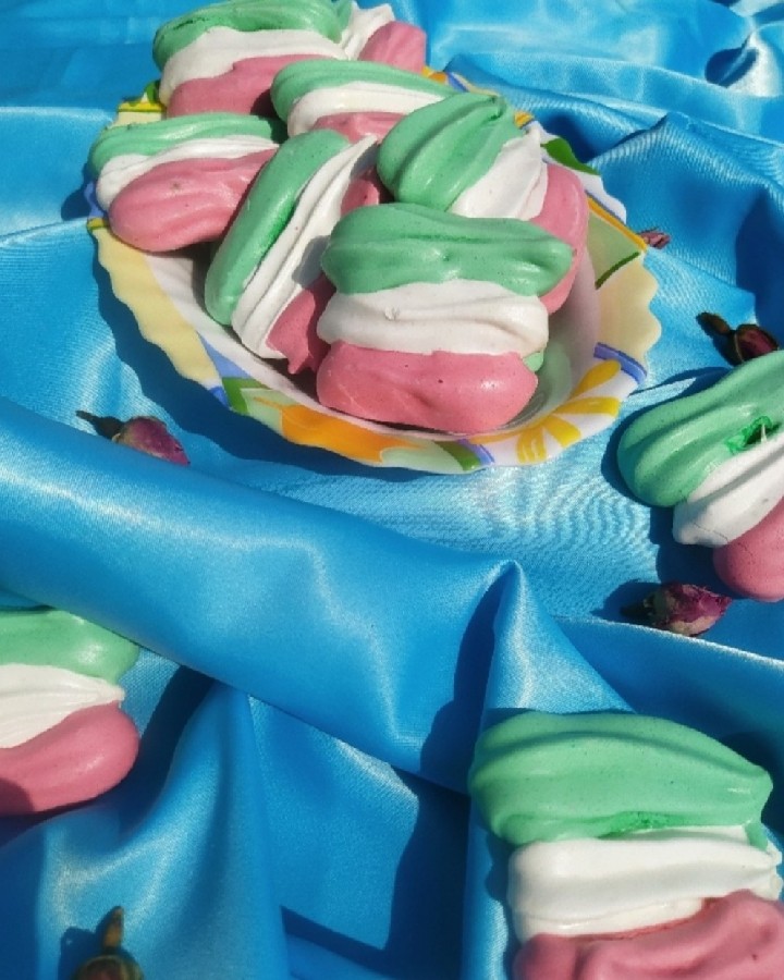 شیرینی مرنگ