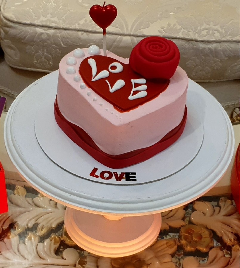 کیک عشق 