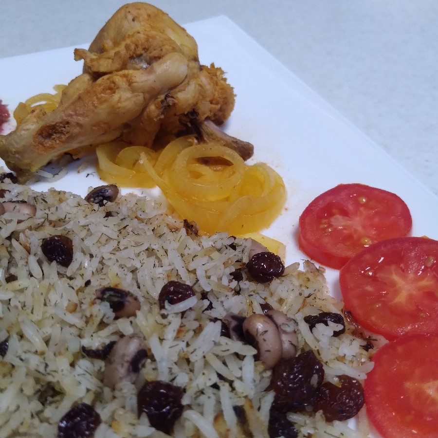 لوبیا پلو و کشمش