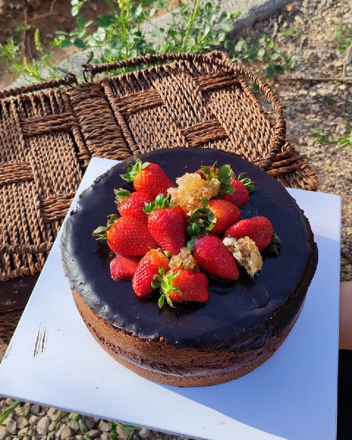عکس کیک با تزیین گاناش شکلاتی