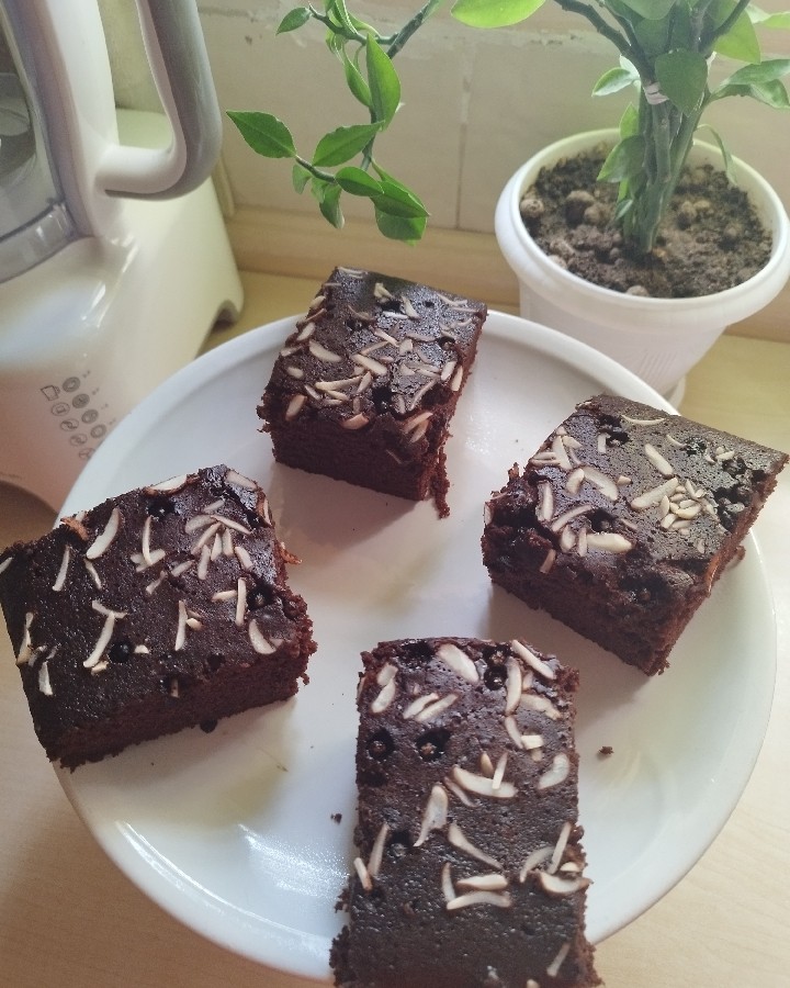 عکس کیک شیر شکلاتی