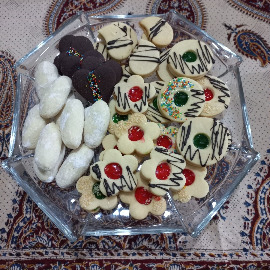 عکس شیرینی های عید