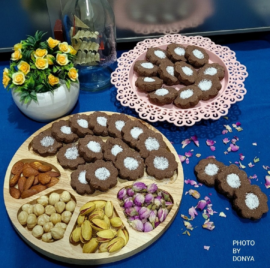 عکس شیرینی مینیاتوری گردویی شکلاتی نوروز مبارک