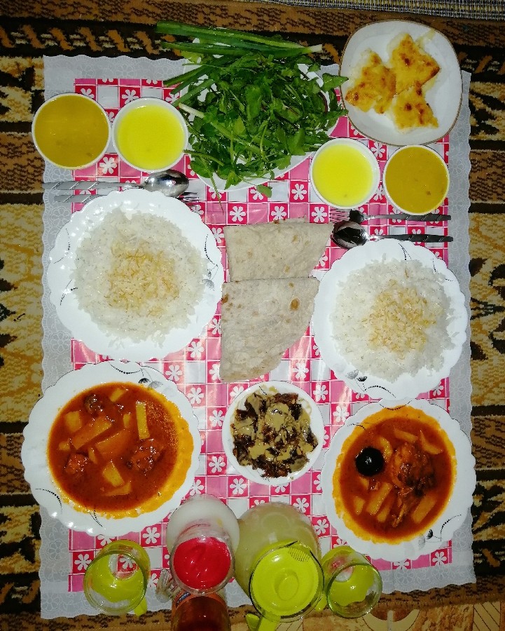 عکس افطاری روز سوم ماه مبارک