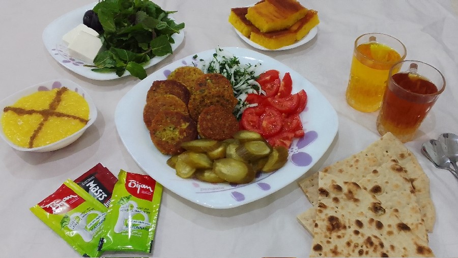 عکس افطار روز سوم ماه مبارک رمضان