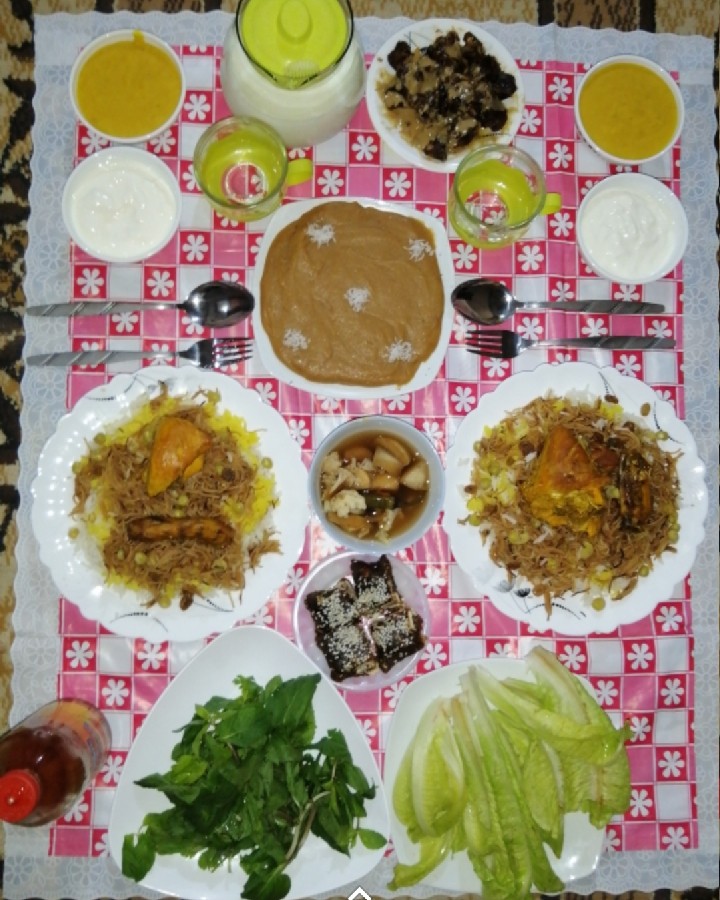 عکس افطاری روز هشتم ماه مبارک