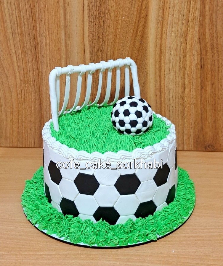 عکس کیک زمین فوتبال
