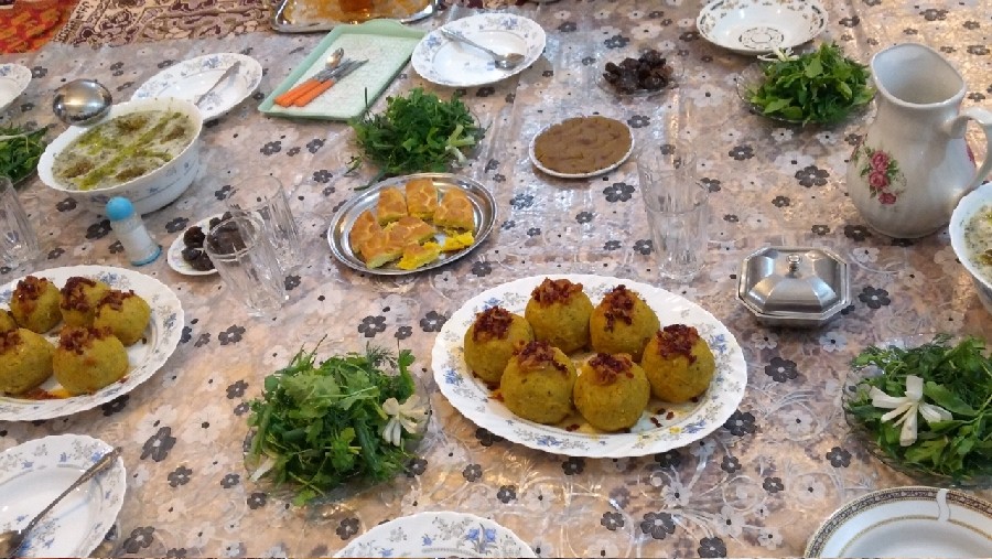 عکس افطار شب بیست و یکم