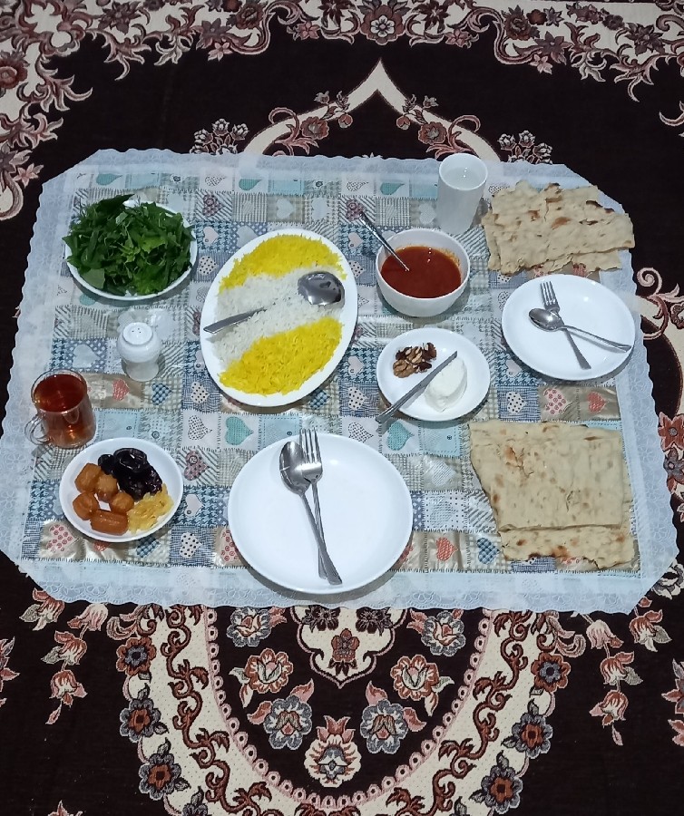 افطاری روز ۲۸ رمضان همراه با دختر قشنگم❤❤
