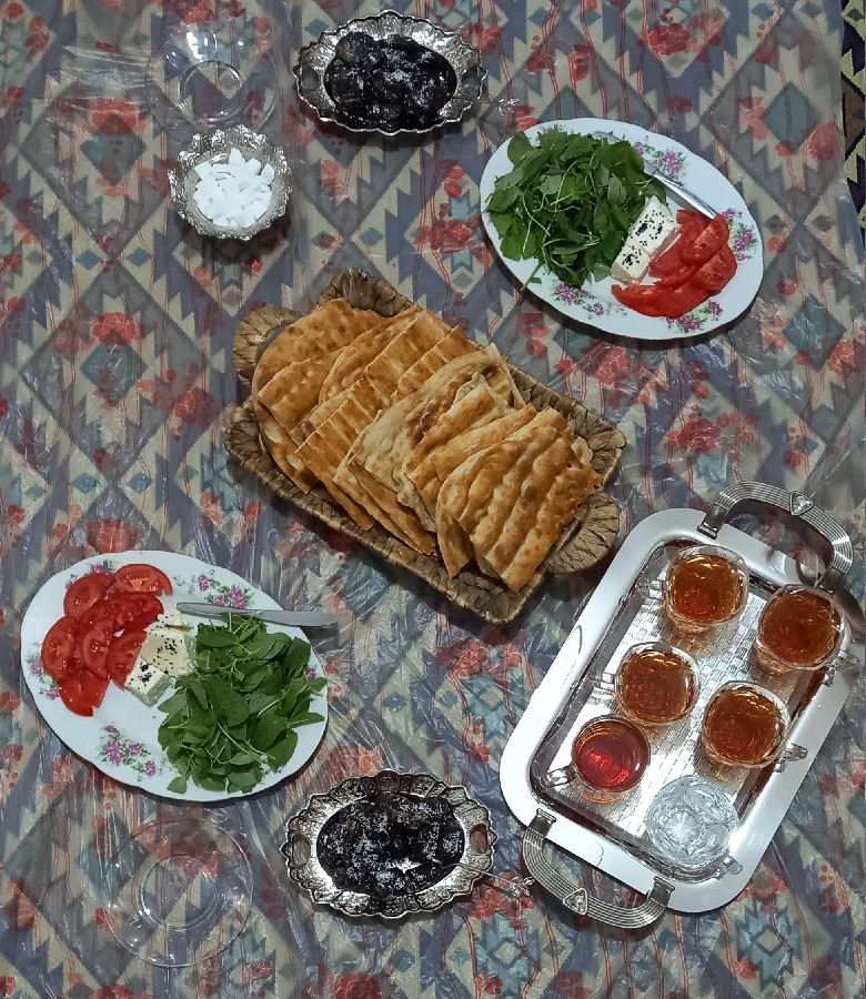 عکس افطاری.....  در ماه مبارک رمضان