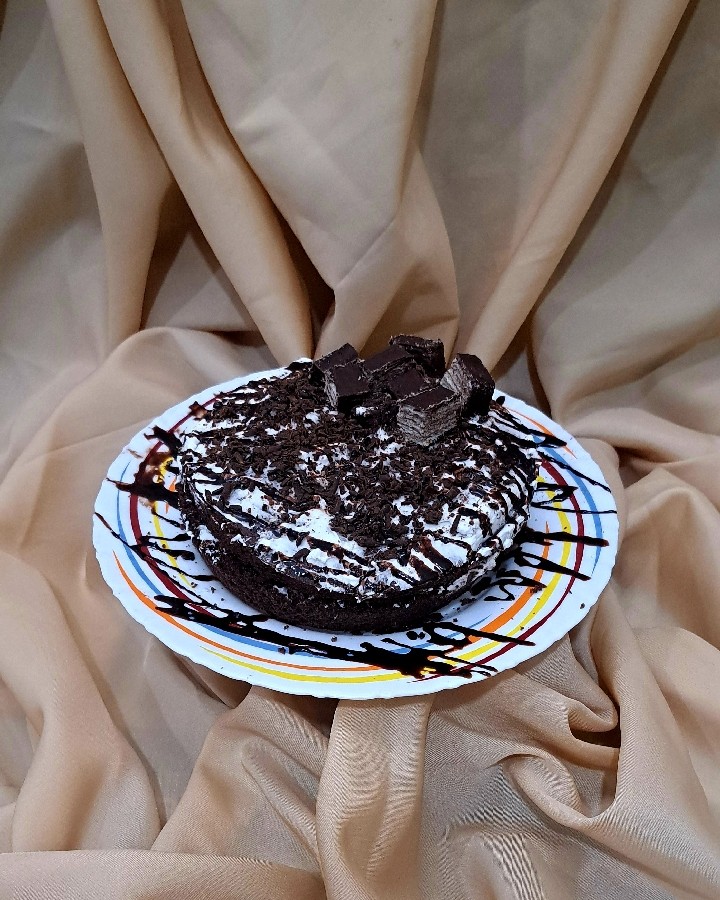 کیک شکلاتی پرشکلات