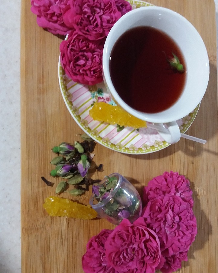 دمنوش گل سرخ