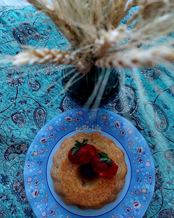 عکس کیک توت فرنگی