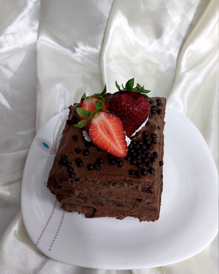 کیک شکلاتی با رویه گاناش