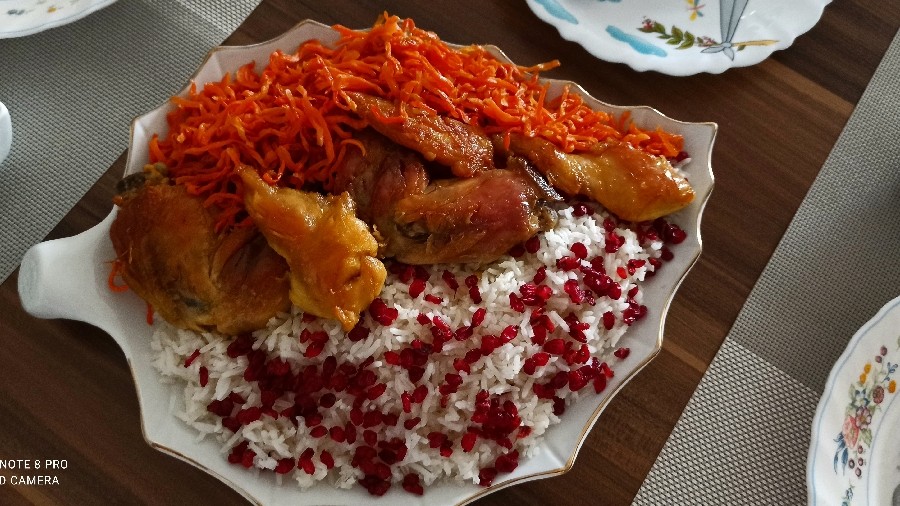 عکس خورشت هویج با مرغ