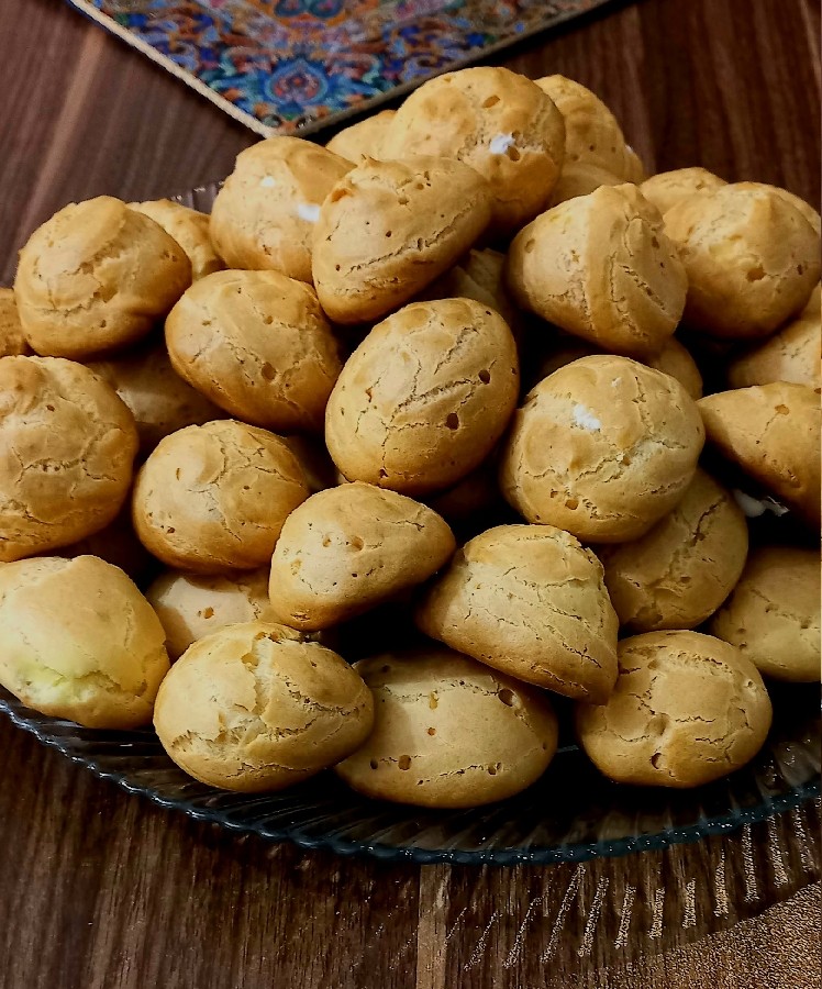 نون خامه ای