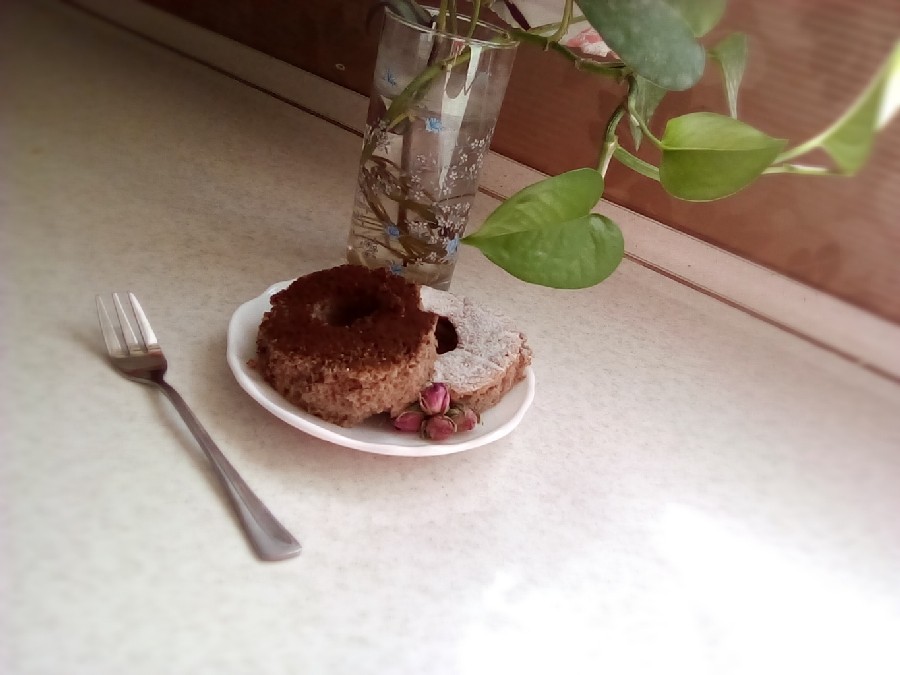 عکس کیک شکلاتی اسفنجی