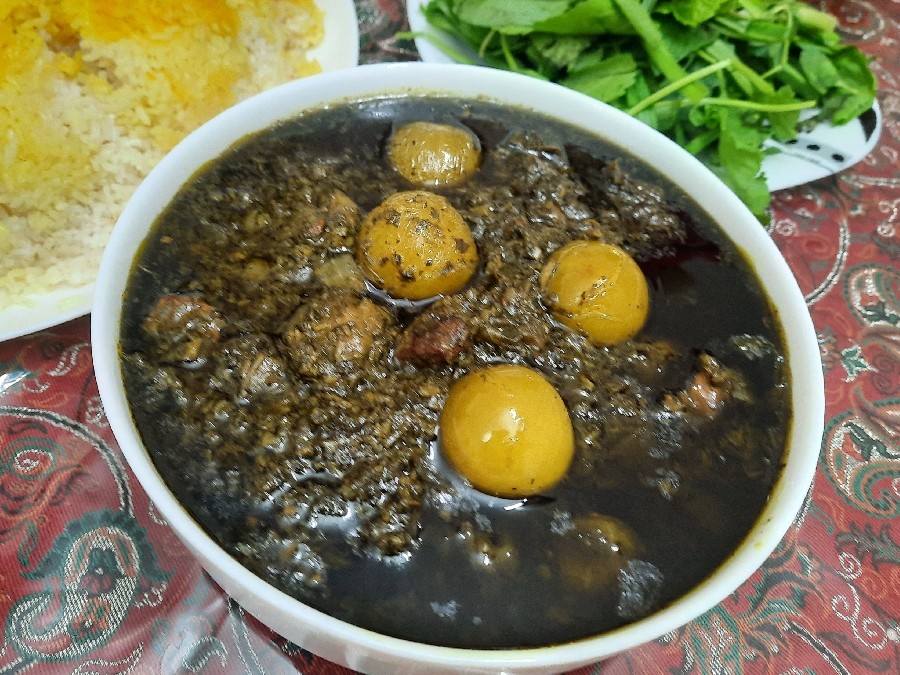 عکس خورشت گوجه سبز