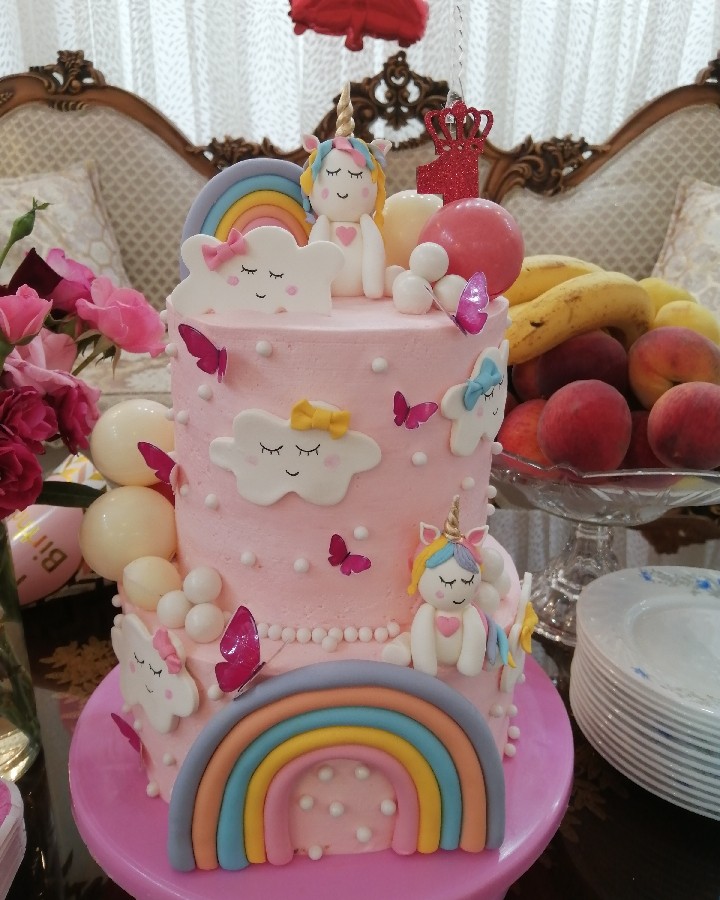 کیک اسفنجی تولد 