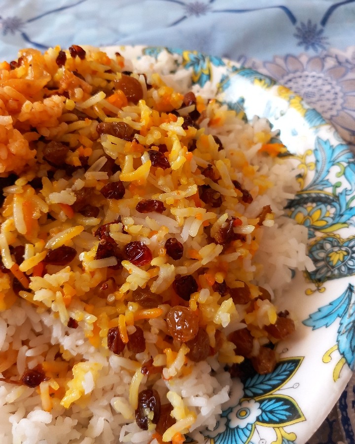 زرشک پلو بامرغ مجلسی