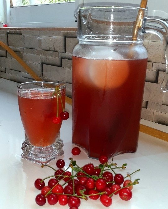 شربت آلبالو