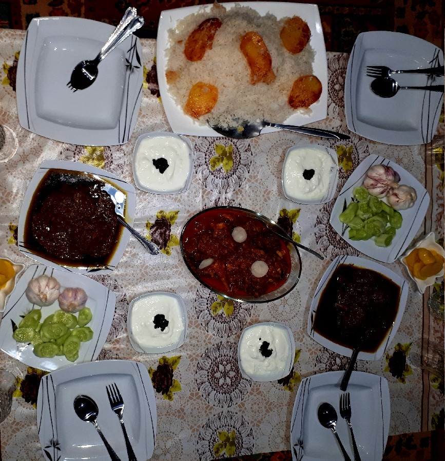عکس چلو گوشت و خورشت سبزی فسنجون ناهار ؛ سبزی فسنجون خورشت شرق گیلان جاتون خالی دوستان