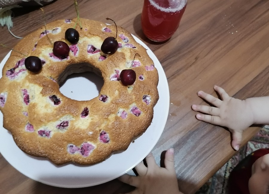 کیک آلبالو 