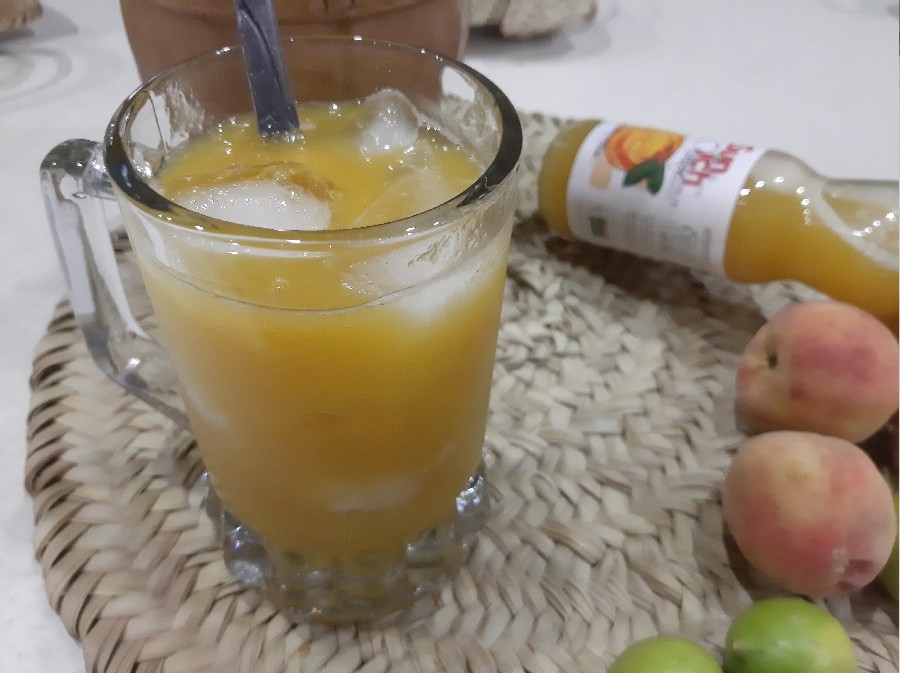 نوشیدنی هلو با تکه های هلو (رانی)