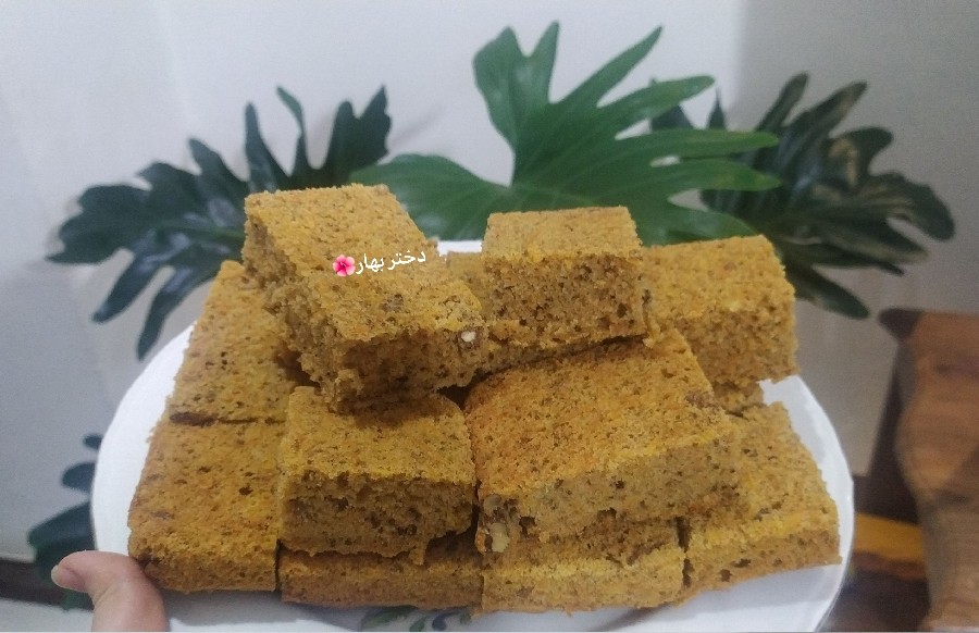 عکس کیک هویج و گردو