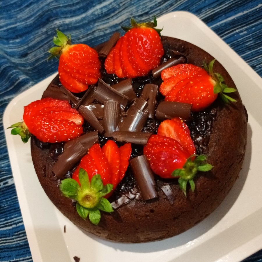 عکس کیک شکلاتی پلوپزی