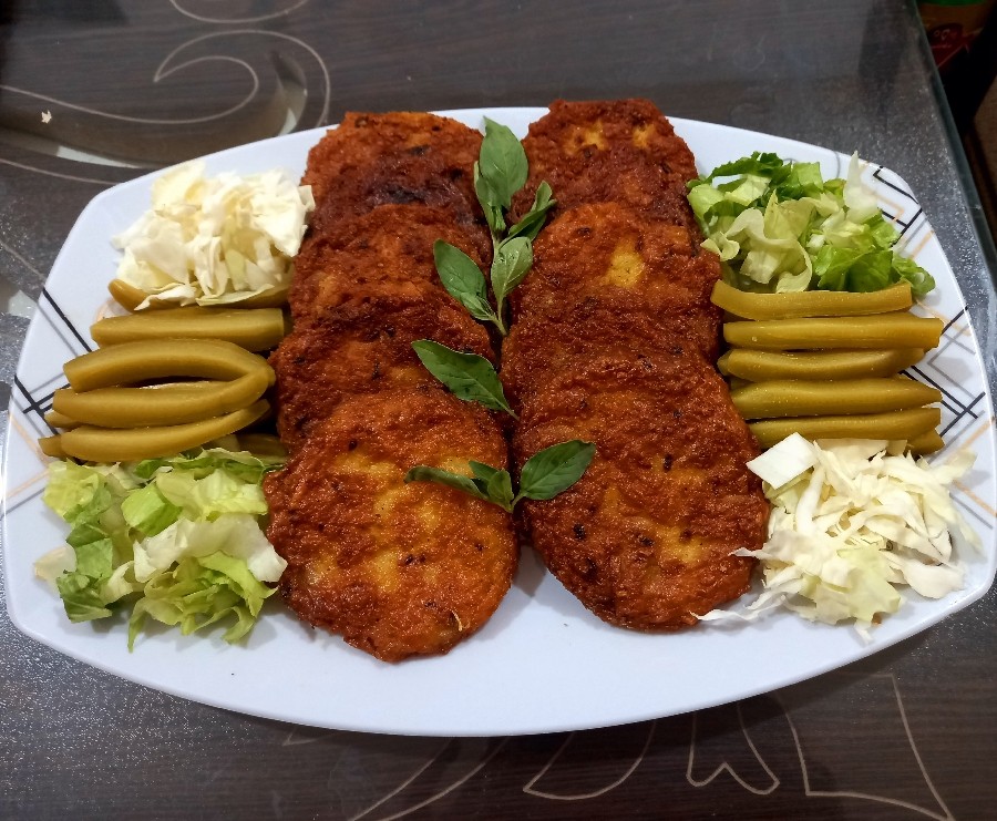 عکس کتلت سیب زمینی با سبزیجات