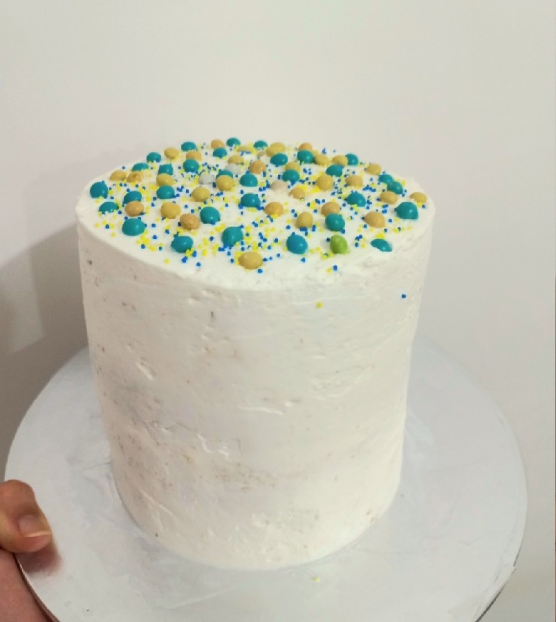 کیک تولد ساده