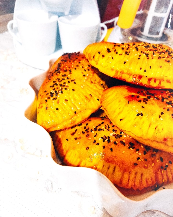 عکس پیراشکی گوشت خوشمزه