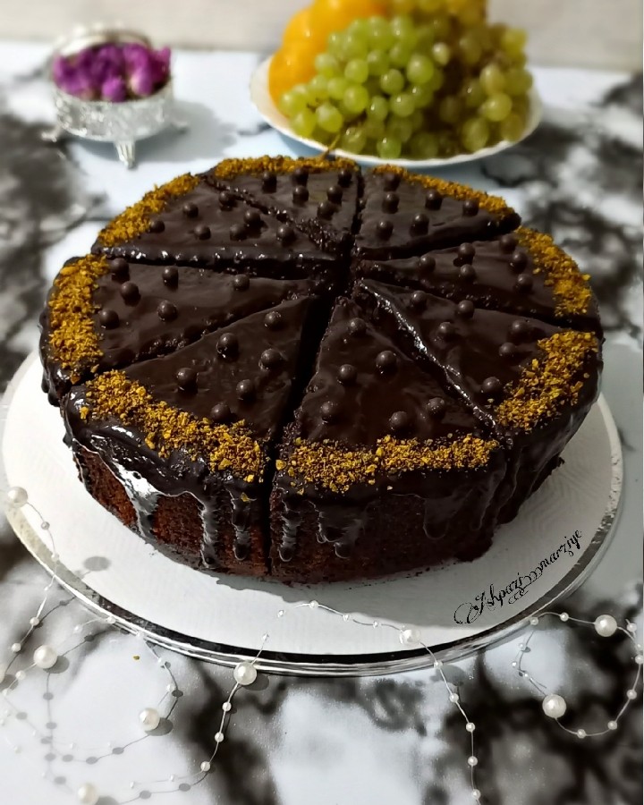 عکس کیک شکلاتی باروکش گاناش