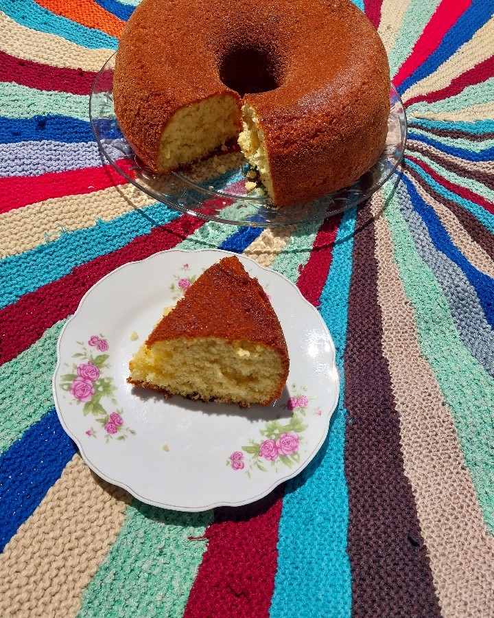 عکس کیک گلاب و زعفران