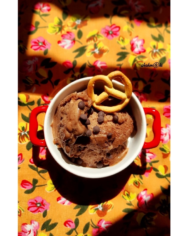 عکس بستنی رژیمی
موز شکلات