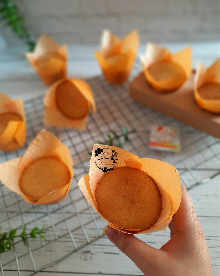 عکس کاپ کیک با اسانس پرتقال بازاری