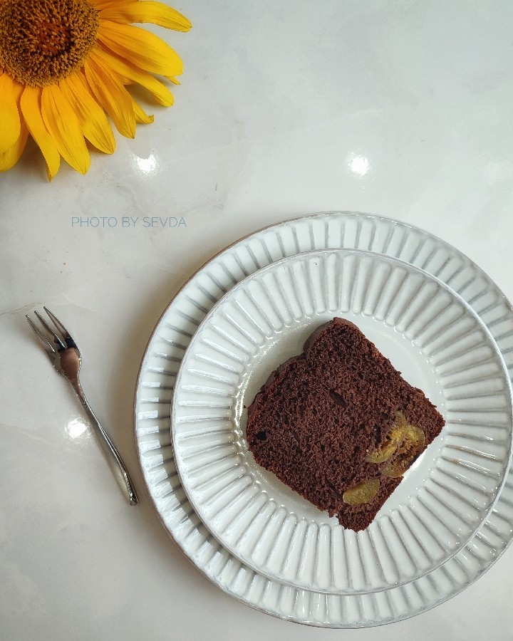 عکس کیک شیر شکلاتی با دستور لی لی جان