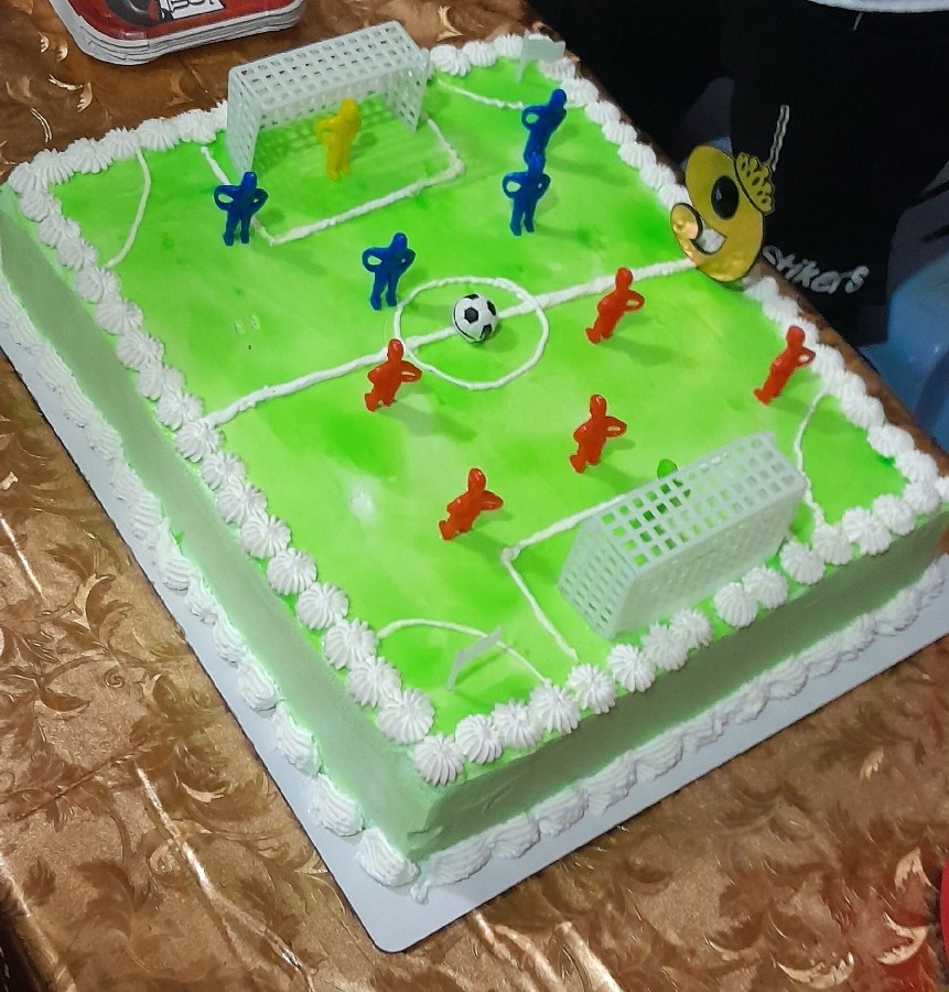 کیک زمین فوتبال تولد پسر گلم?