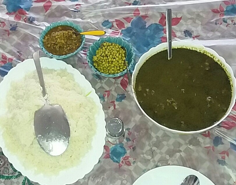 عکس قرمه سبزی وبرنج خواهرپز