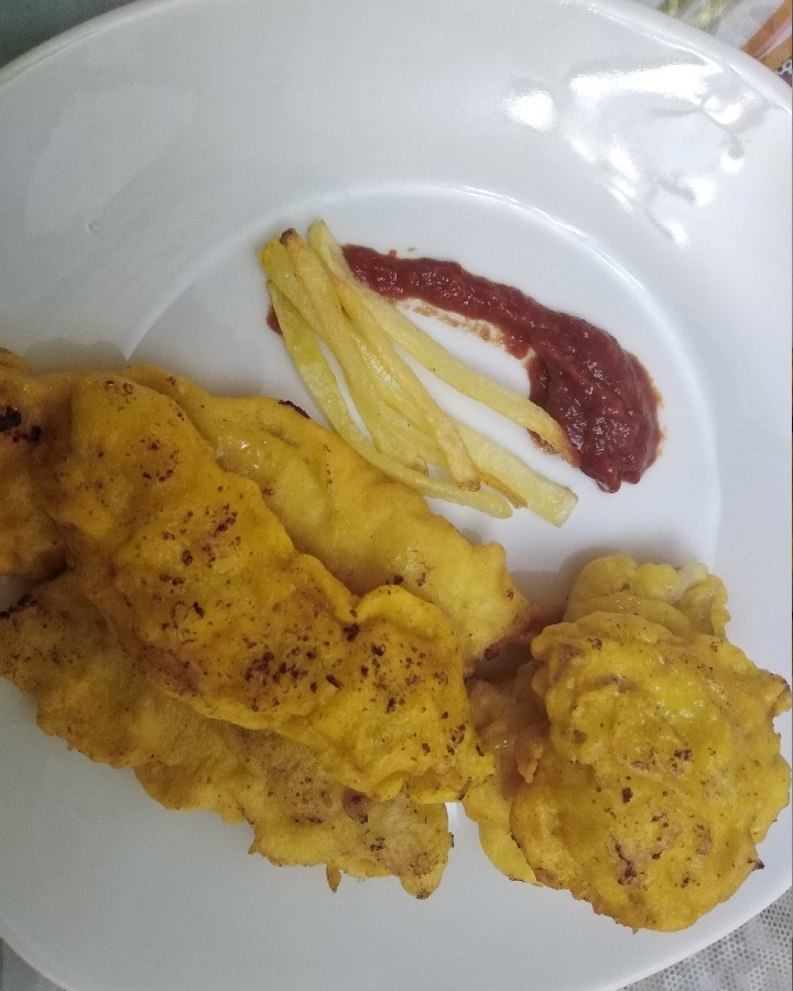 مرغ سوخاری پفکی با سس