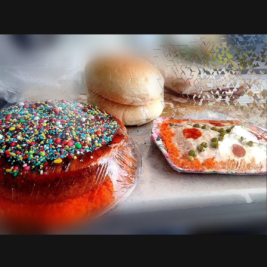 عکس کیک هویچ دارچین سالاد الویه و نان ?
برای جشنواره  غذا آبجی جان