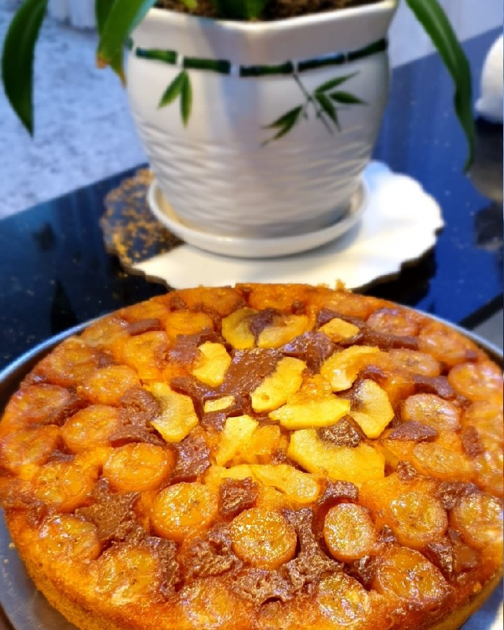 عکس کیک برگردان چندمیوه