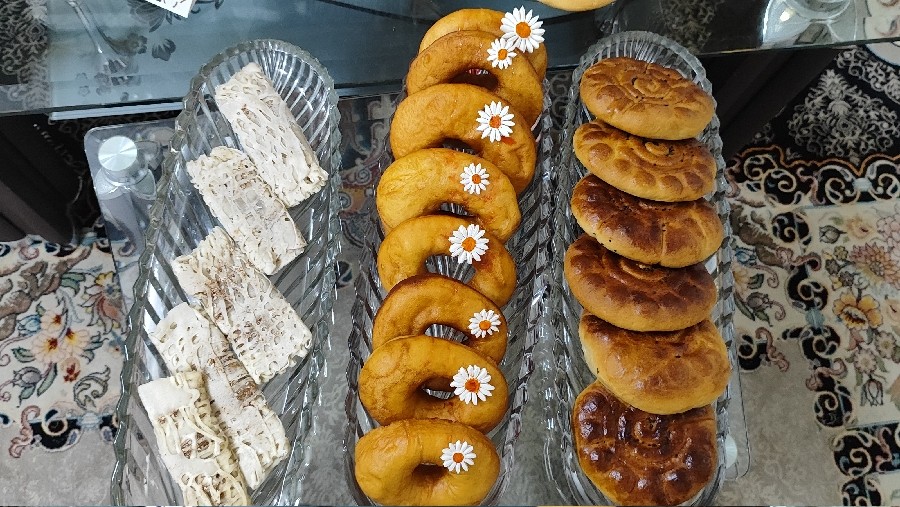 عکس خوشمزه های تولد نیایش جون دوستان شرمنده کامنت ها را می بندم