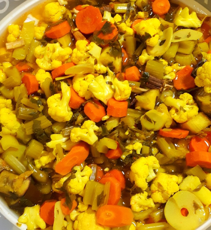 عکس ترشی مخلوط فوری