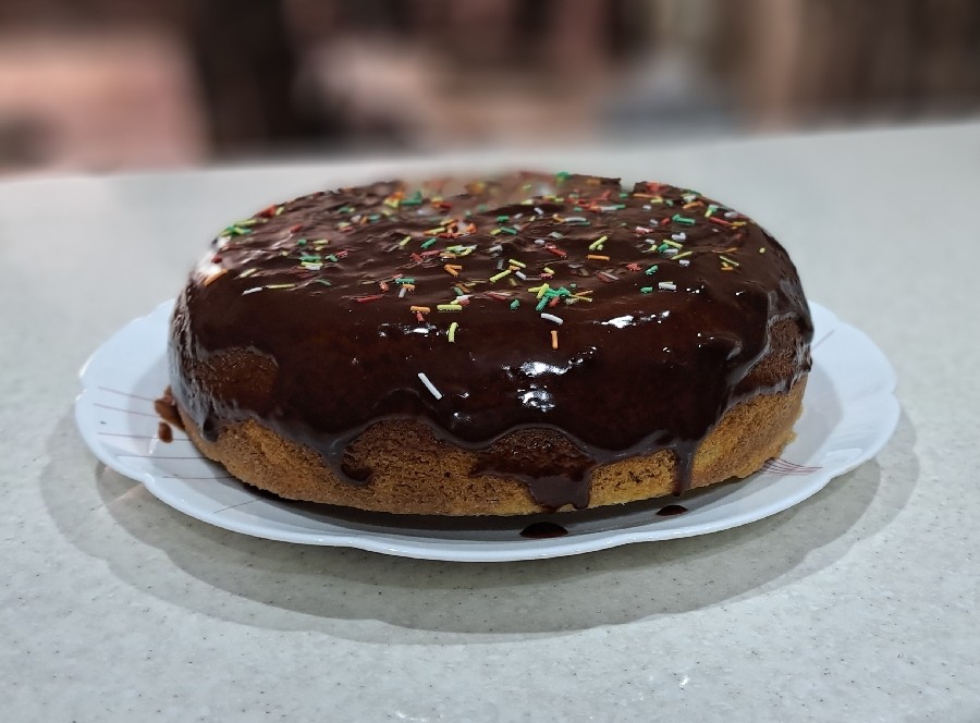 کیک قابلمه ای با سس کاکائوی 